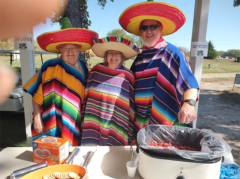 Ol' Mary's Chili Cook Off contestants